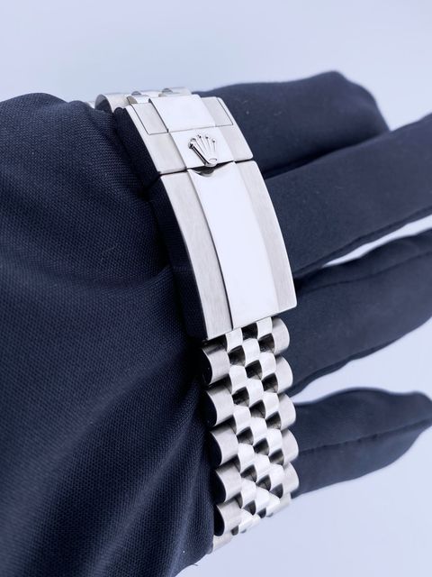 Rolex GMT Master II 126710 BLNR Image 5